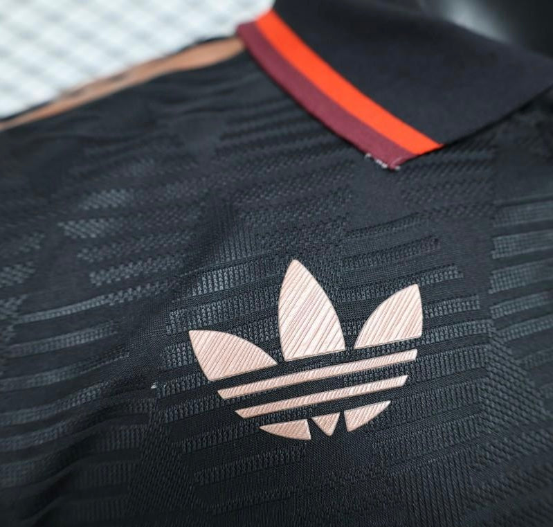 Player Version 24/25 Bayern Munich x Adidas Original Black Jersey