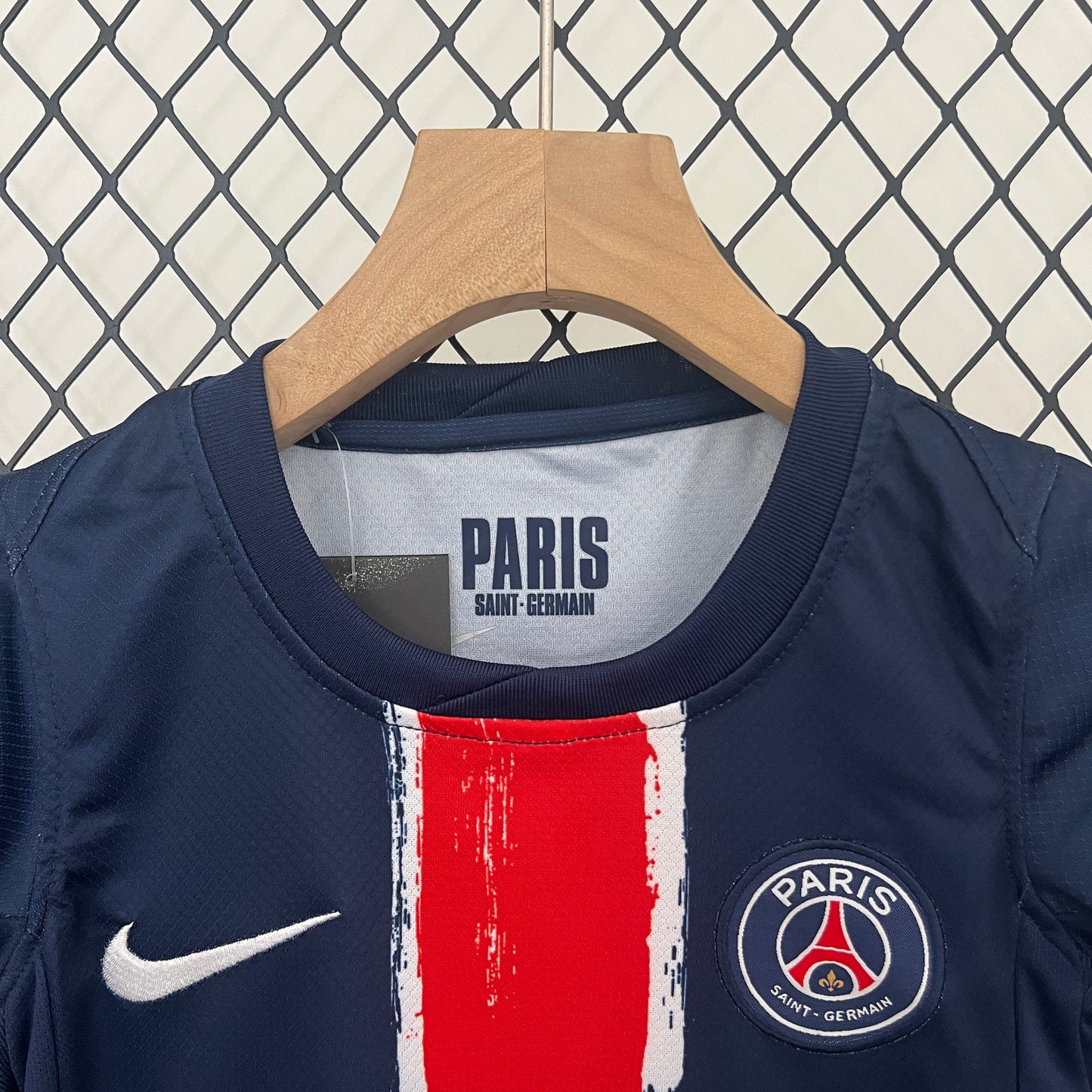 24/25 kids PSG home