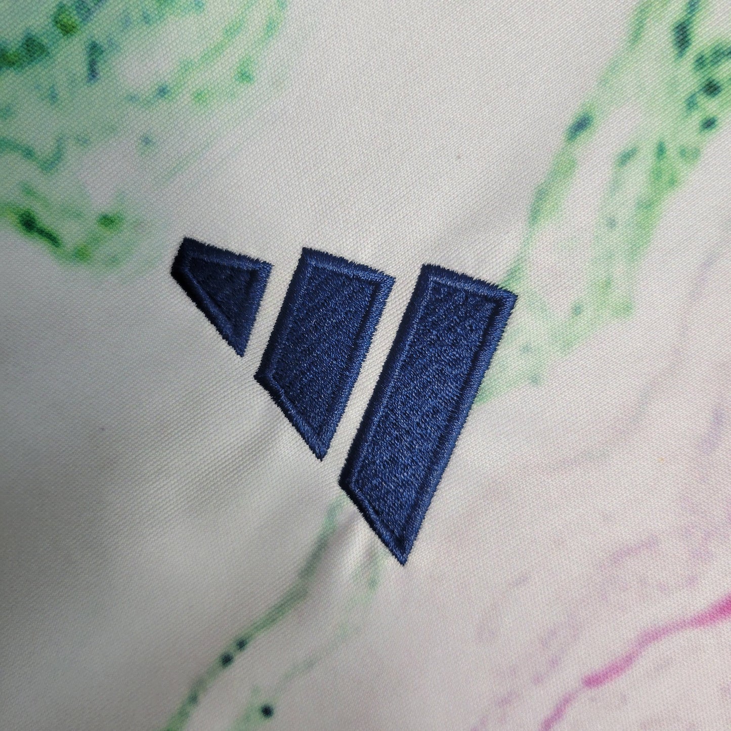 Italy “La Maglia Eterna” special jersey
