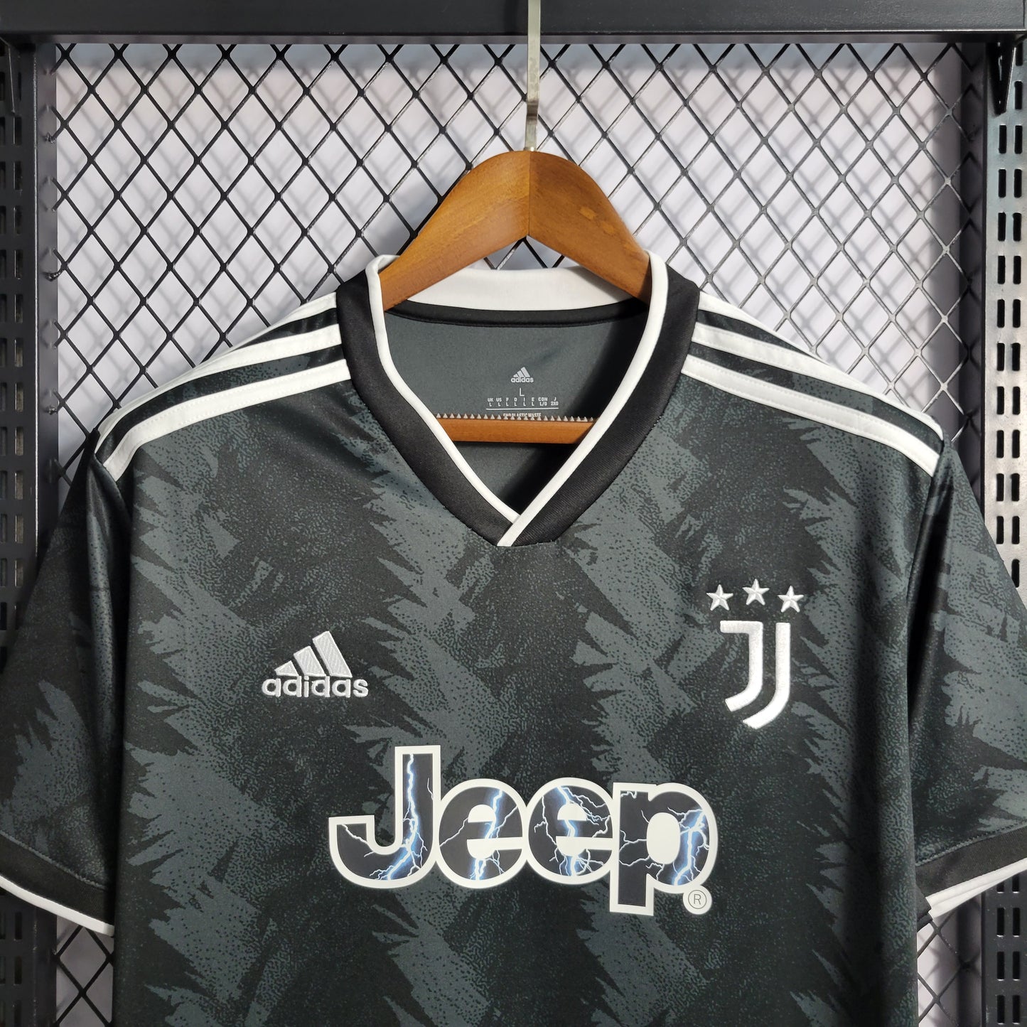 Juventus “Forest” special jersey