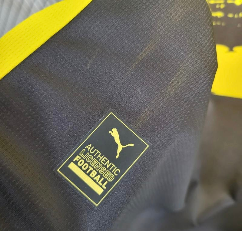 23-24 Borussia Dortmund Home Jersey