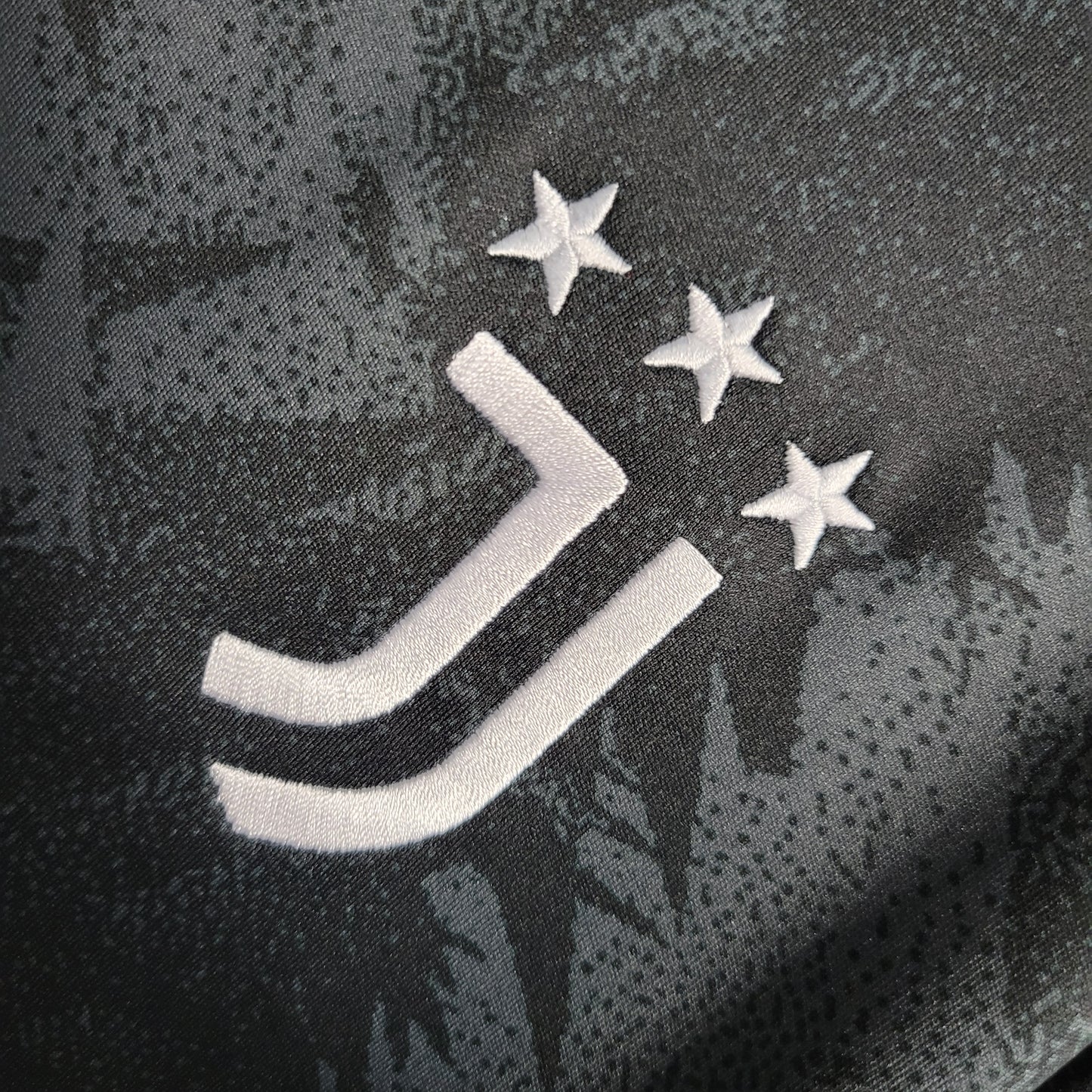 Juventus “Forest” special jersey