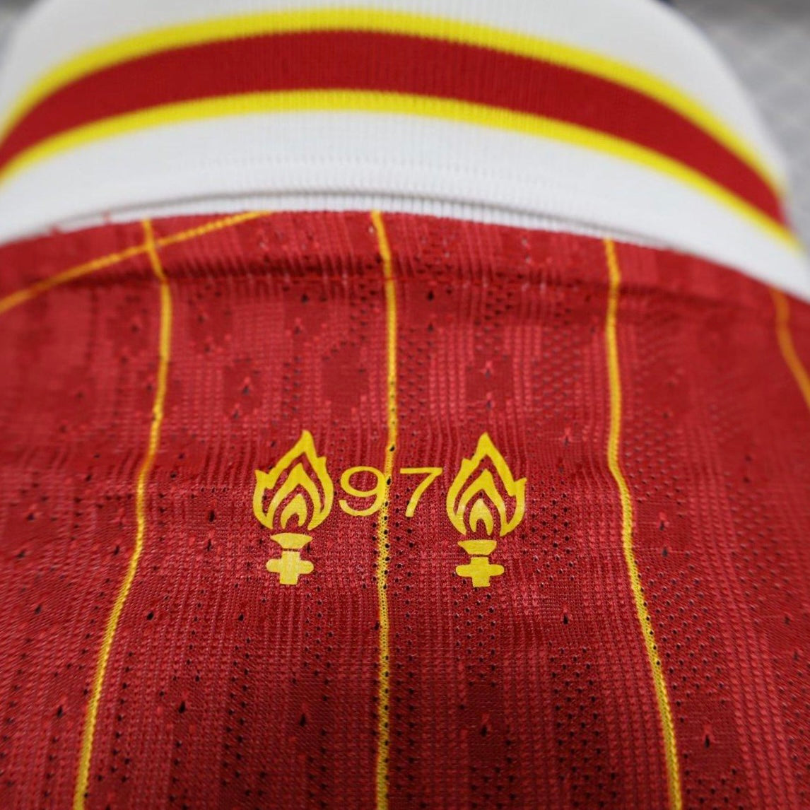 Player Version 24/25 Liverpool Home Long Sleeve