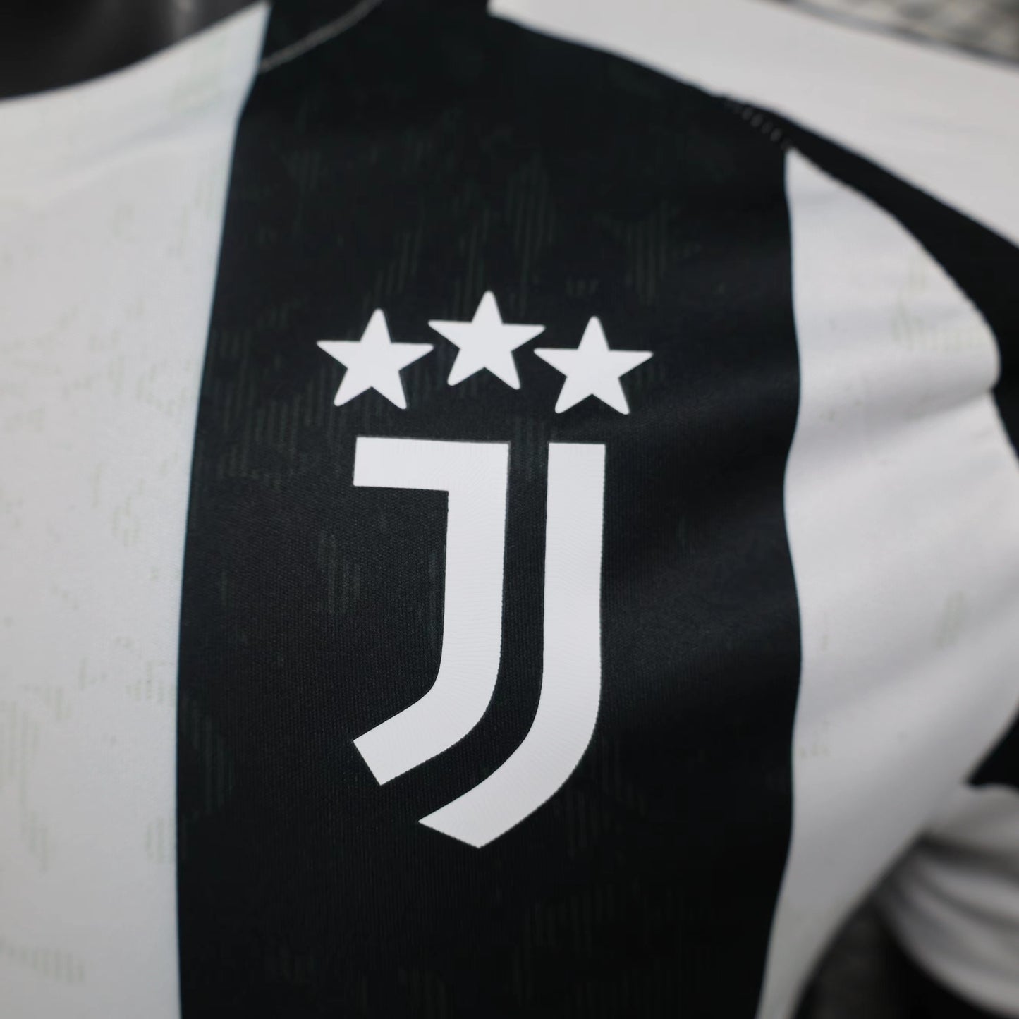 Player Version 24/25 Juventus Home Jersey