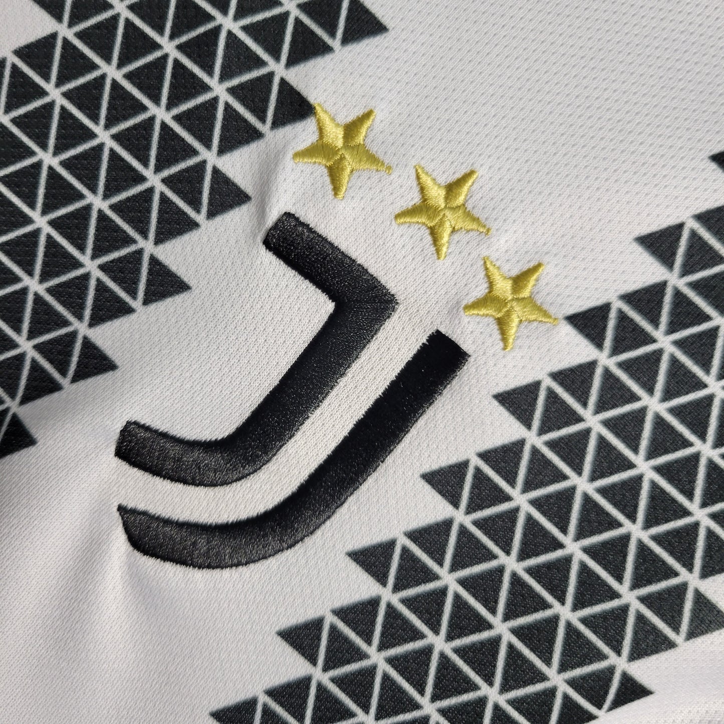 Juventus “Torino Legacy” special jersey