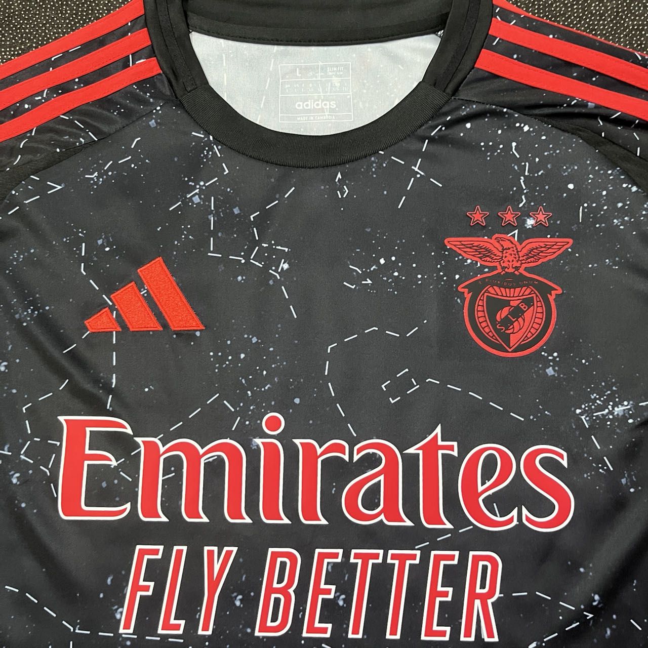 24-25 Benfica Away Kit