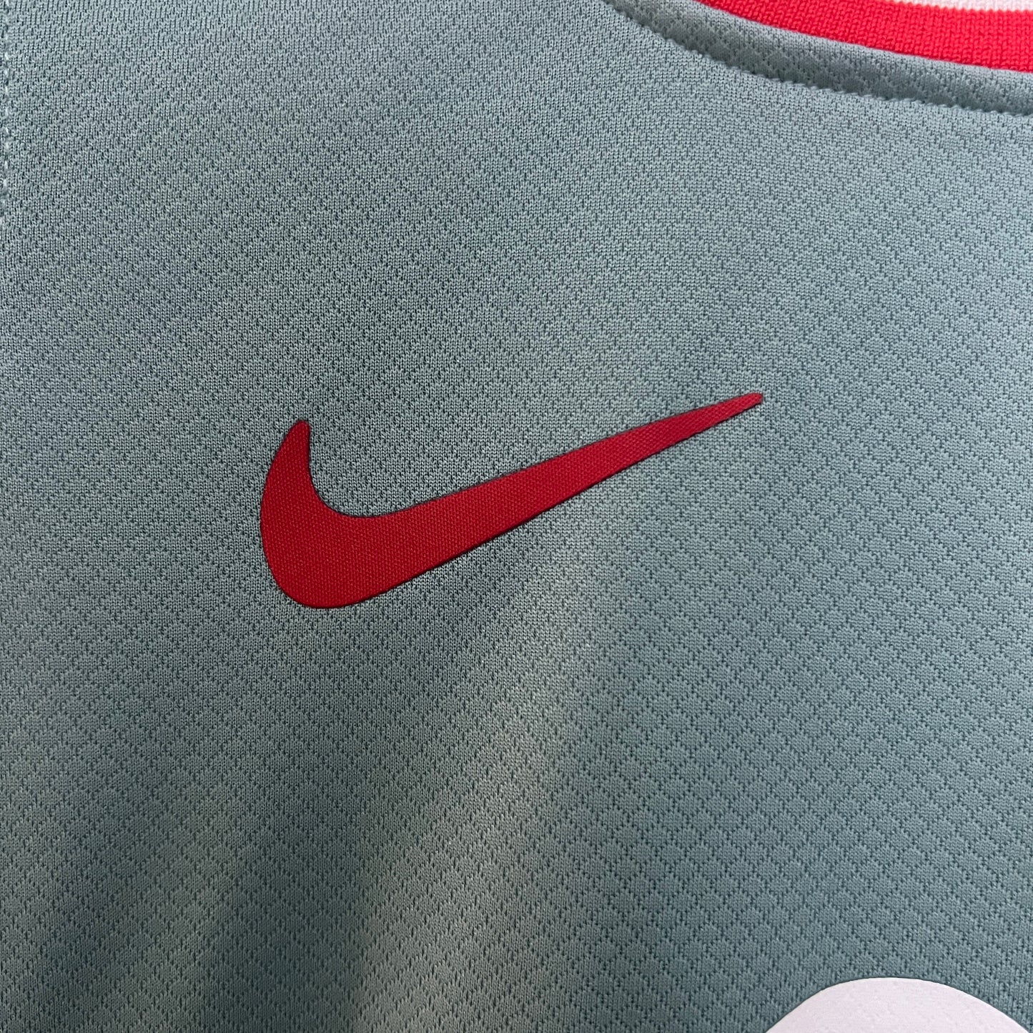 24 25 kids Atletico Madrid away