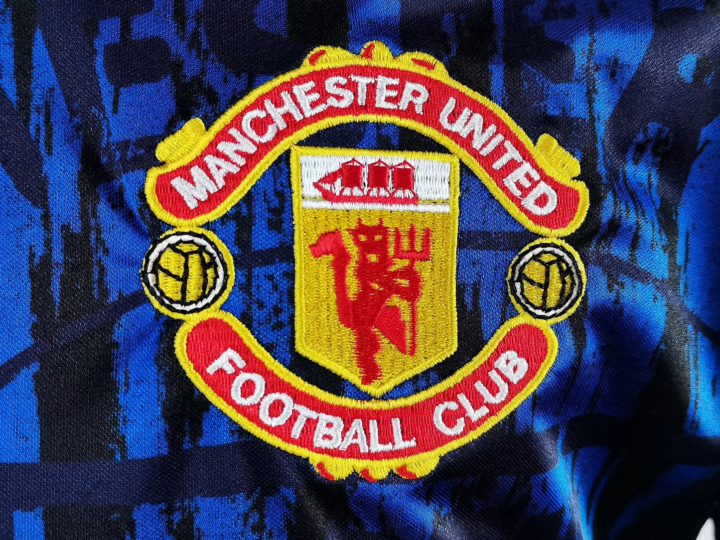 1992/93 Manchester United “Blue Flame” away