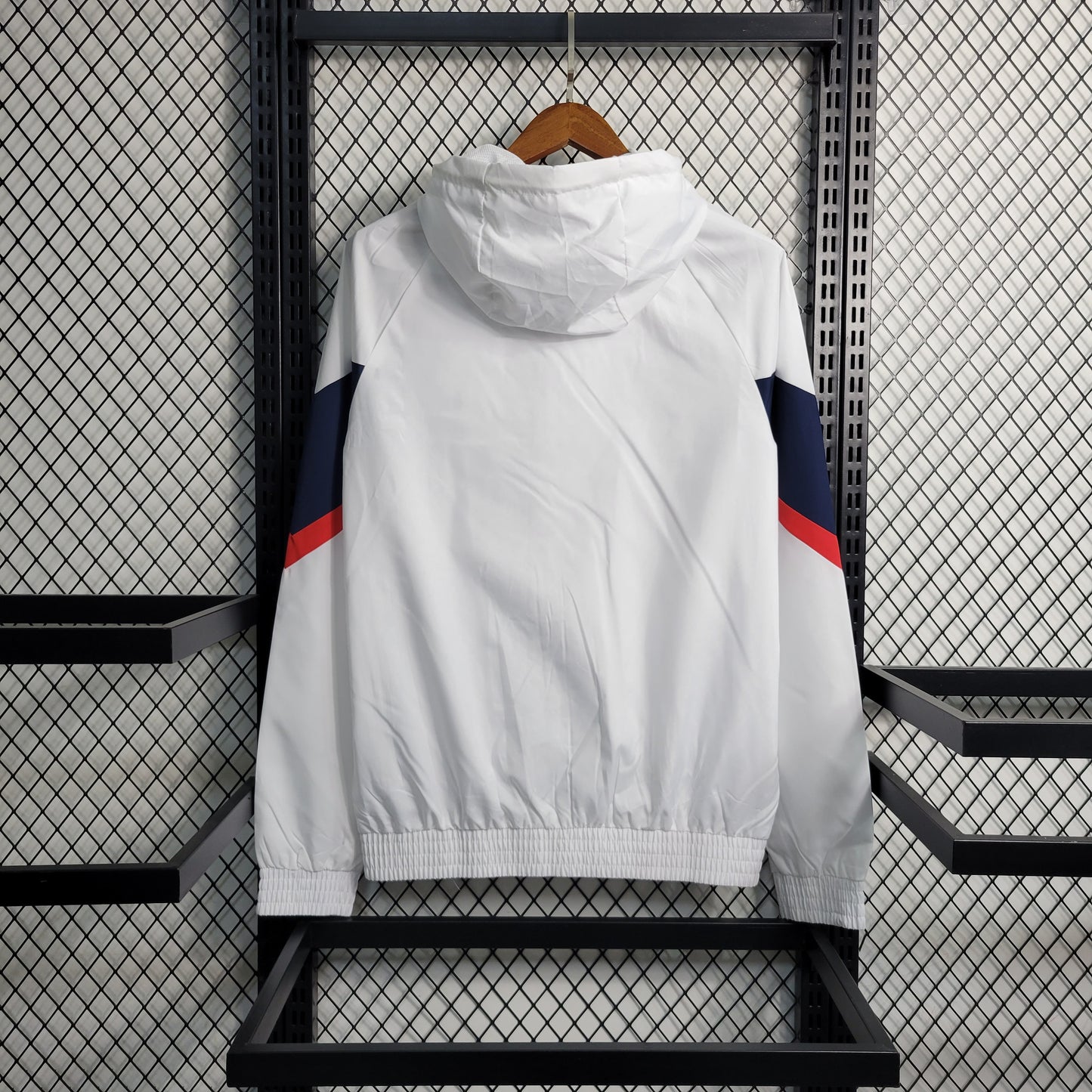 23/24 PSG Windbreaker in White
