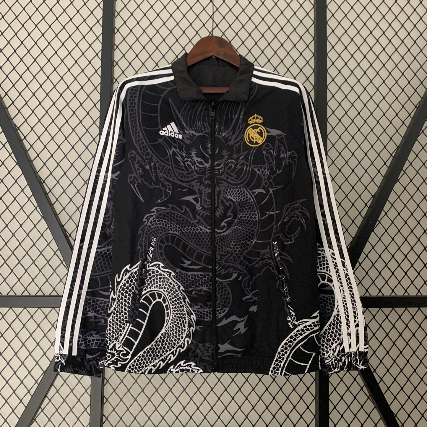 23/24 Real Madrid Trench Coat Reversible
