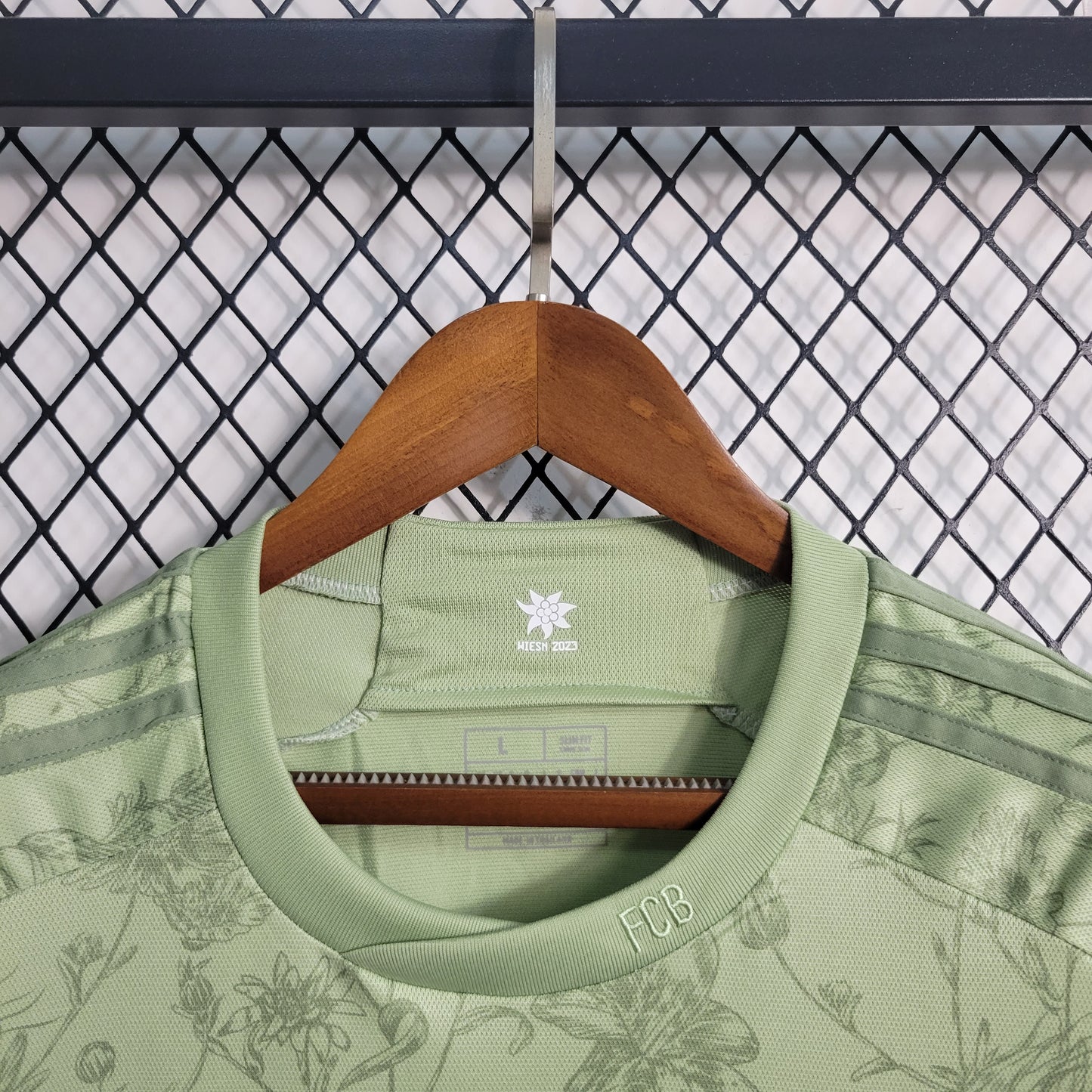 Bayern Munich “Phoenix Bayern” special jersey