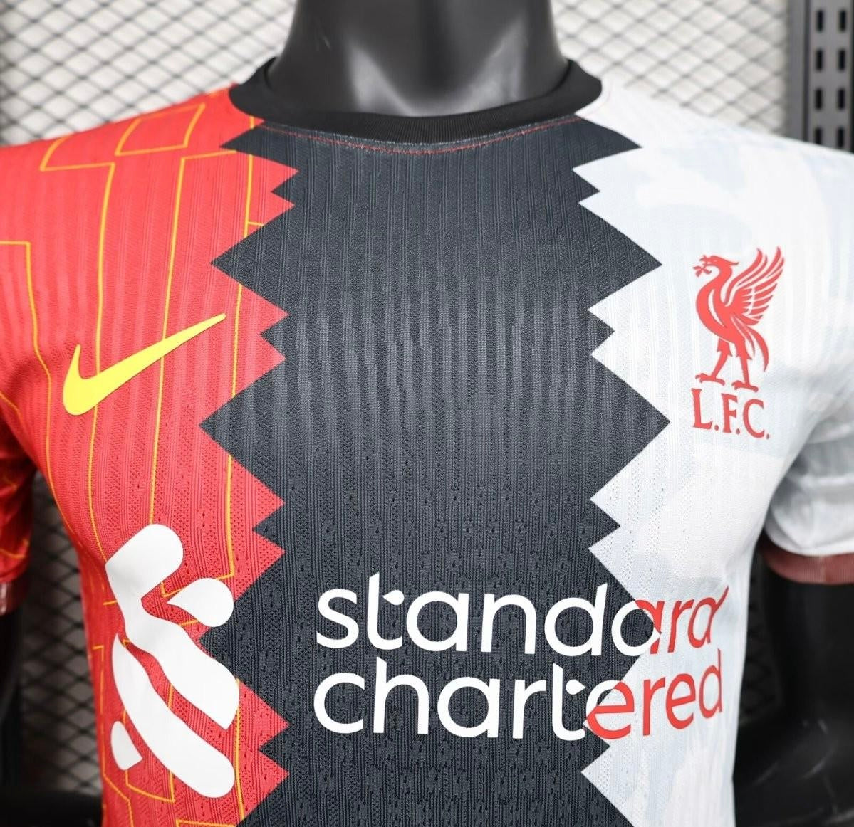 Player Version 24/25 Liverpool Special Black/Red/White Edition Jersey
