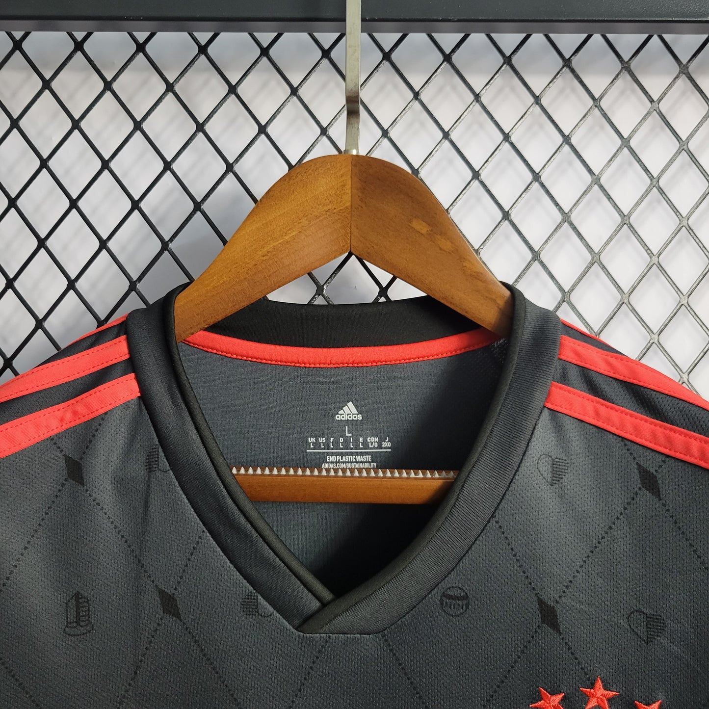 Bayern Munich “Munich Inferno” special jersey