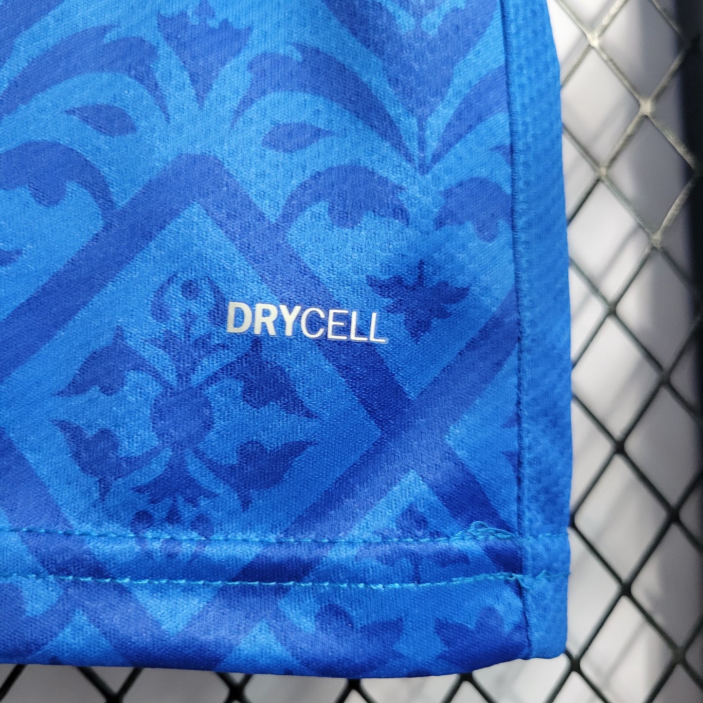 Italy “Azure Legacy” special jersey