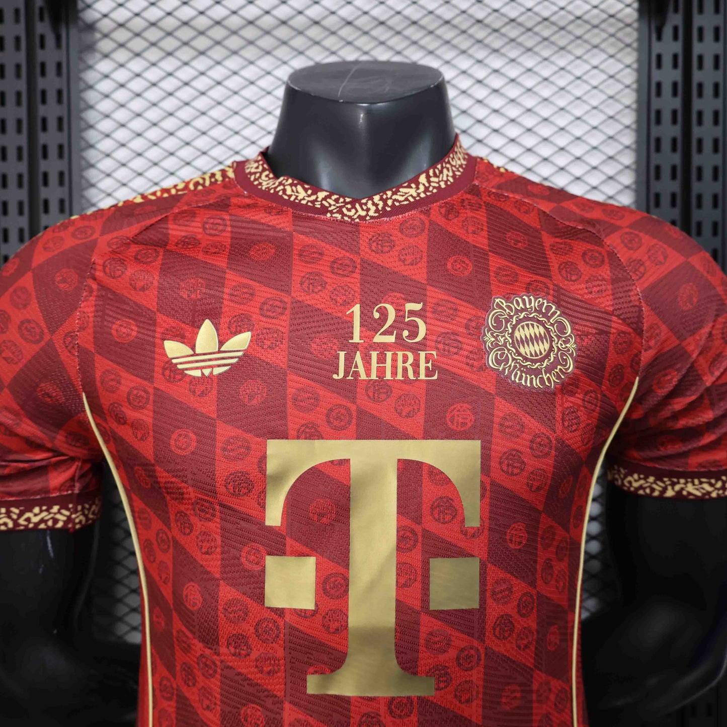25-26 Bayern Munich 125th Anniversary Red Kit