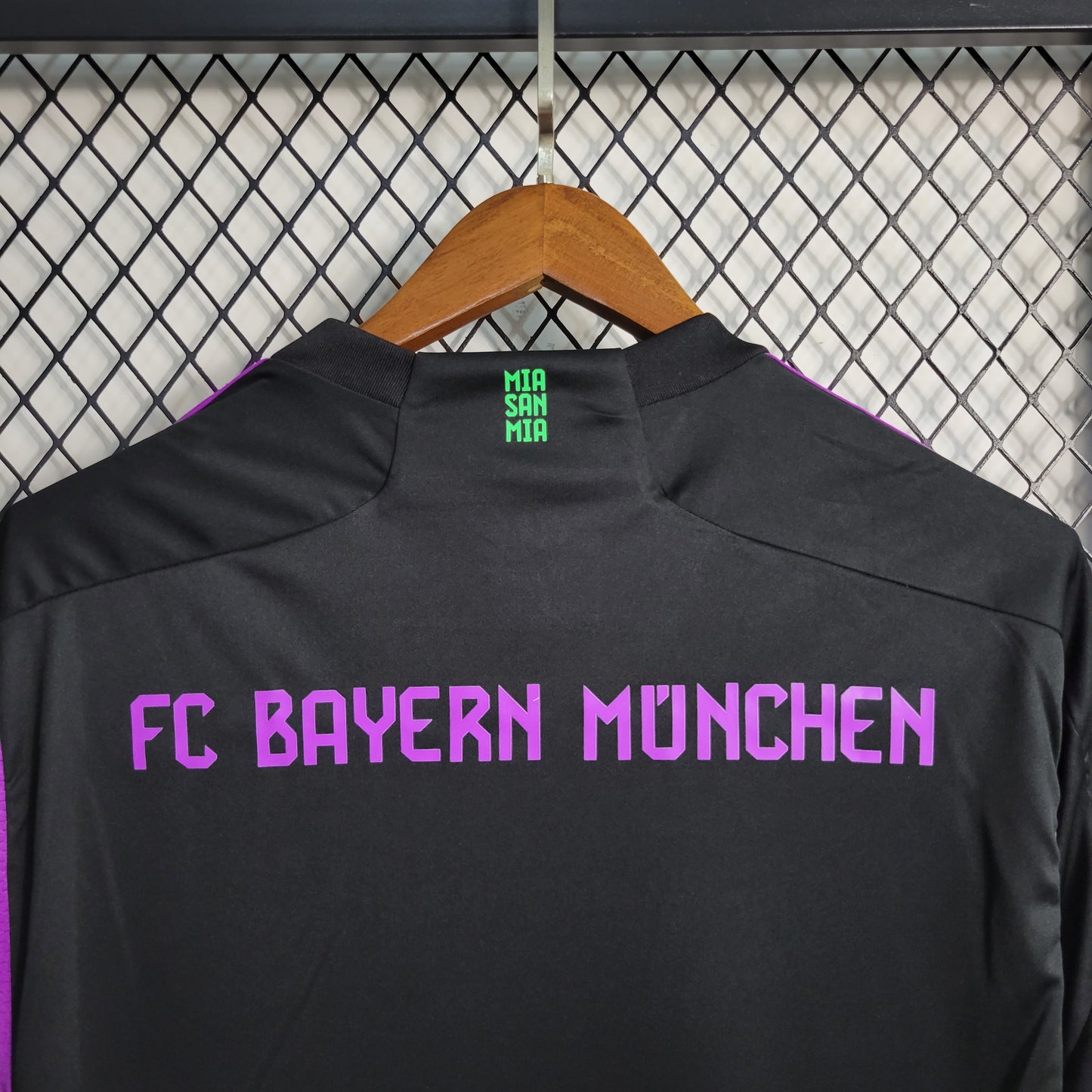 Bayern Munich “Alpen Glow” special jersey
