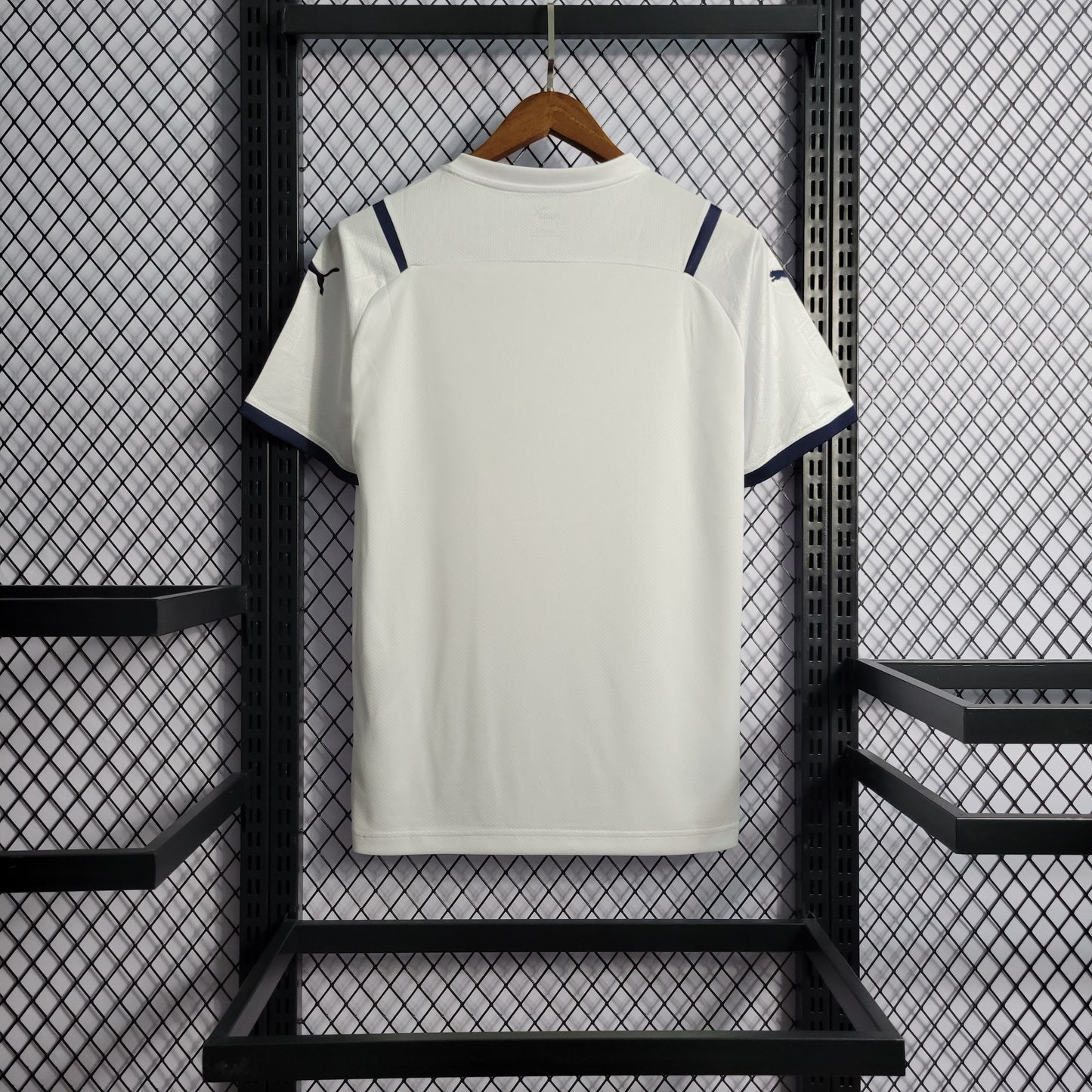 Italy “Roman Gold” special jersey