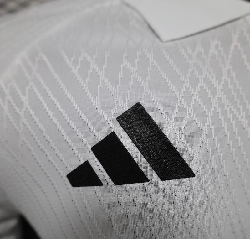 Player Version 24/25 Real Madrid Dragon White Special Jersey