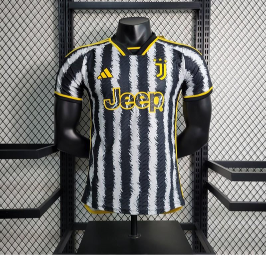 2023/24 Juventus Home Kit