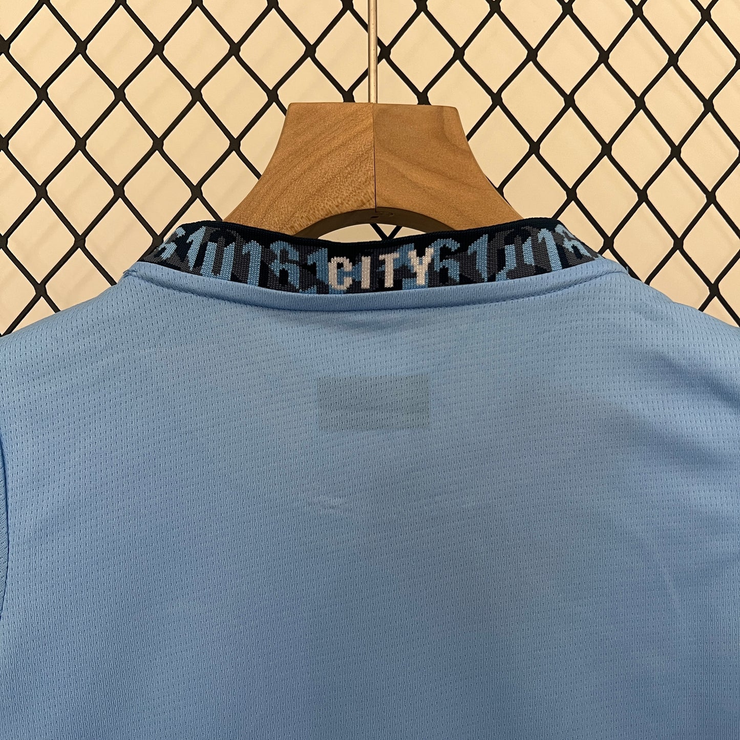 24/25 kids Manchester City home