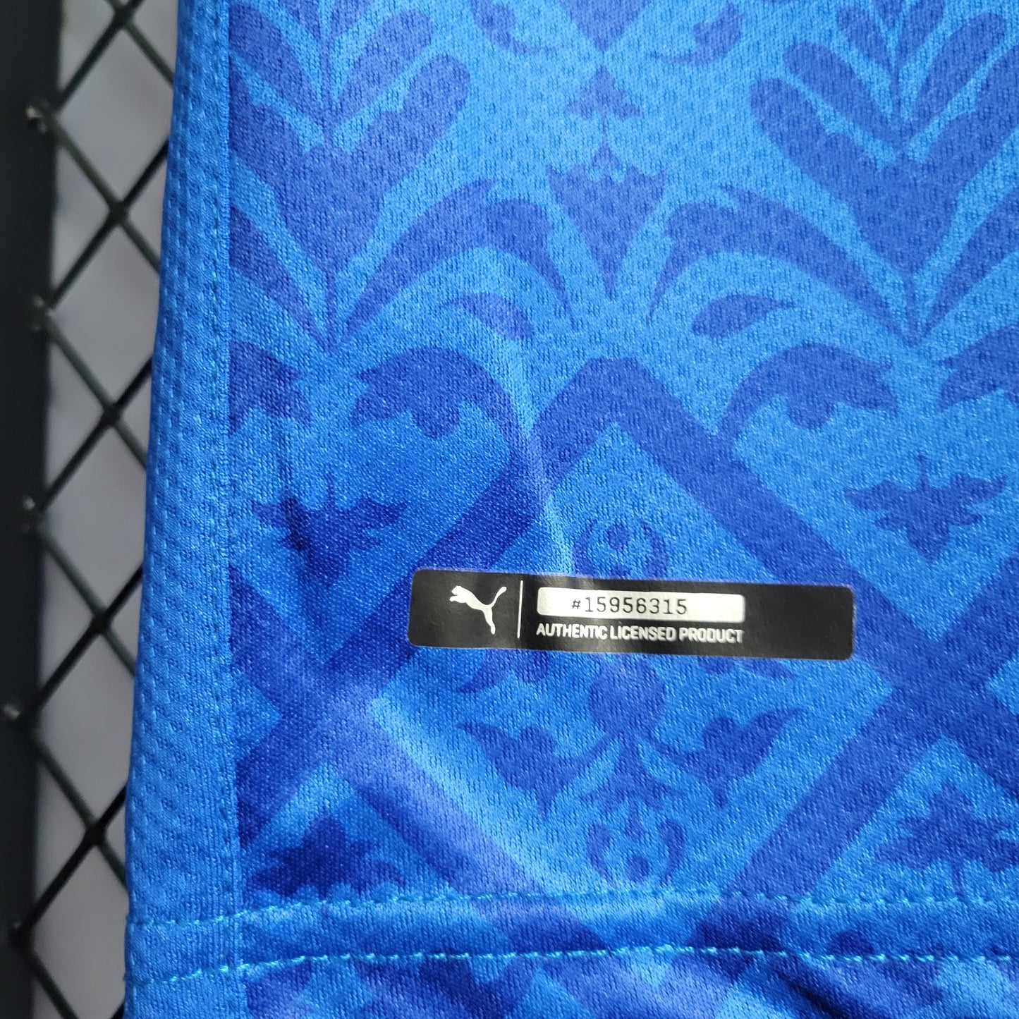 Italy “Azure Legacy” special jersey