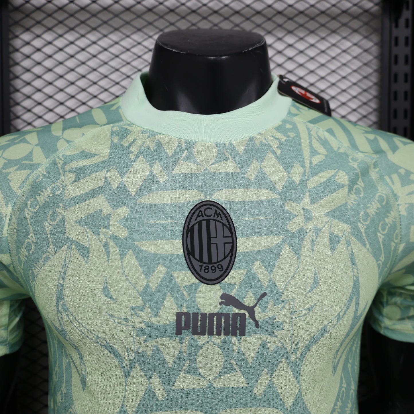 AC Milan “Milano Supreme” special jersey
