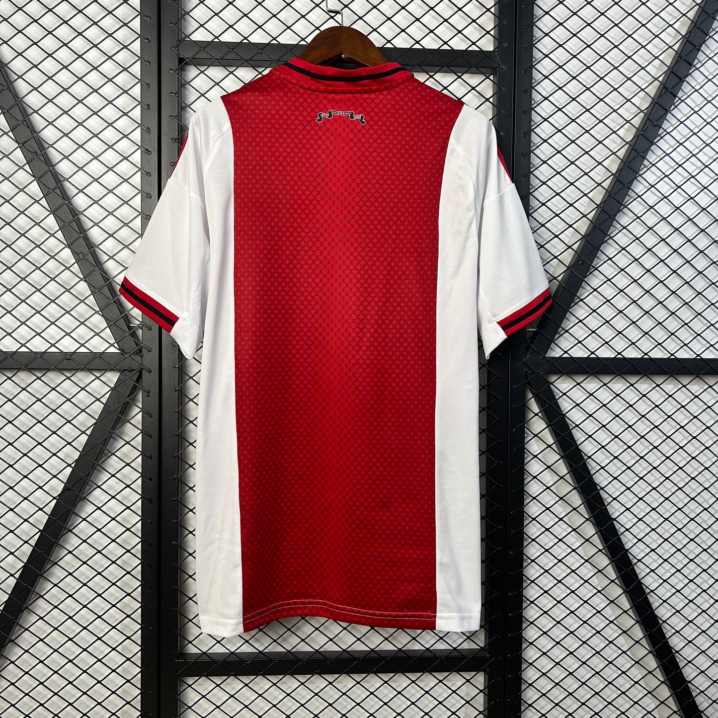 25 26 Ajax Home
