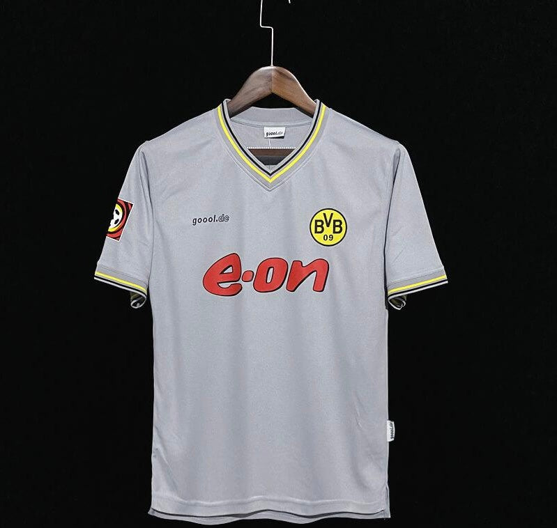 Retro 00/01 Borussia Dortmund Away Grey Jersey