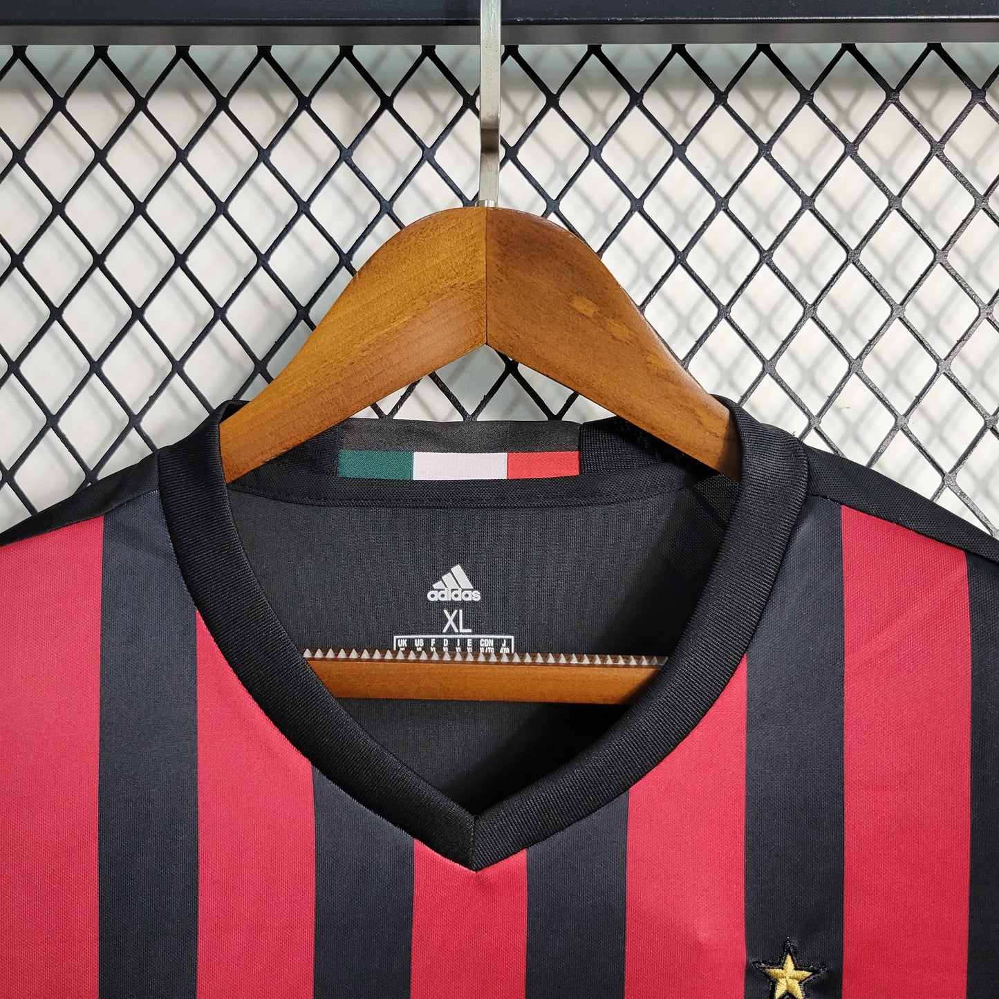 Retro 16-17 AC Milan Home