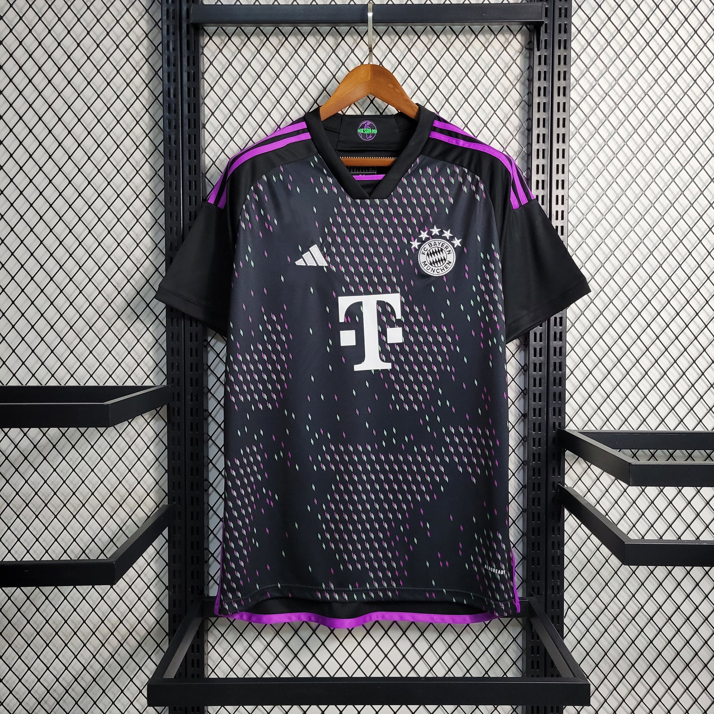 Bayern Munich “Alpen Glow” special jersey