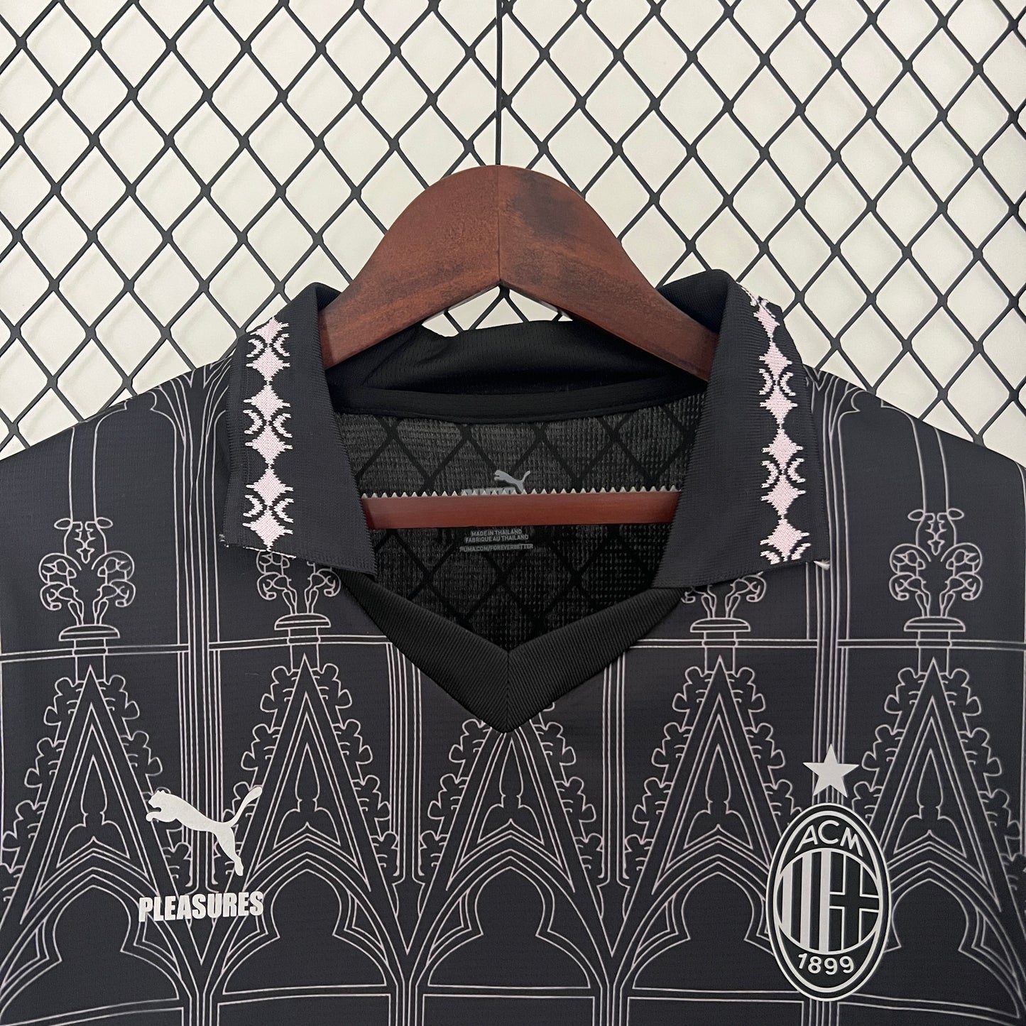 AC Milan “Milan Elite” special jersey