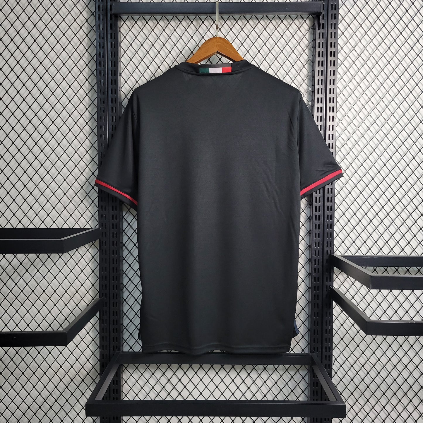 Retro 16-17 AC Milan Home