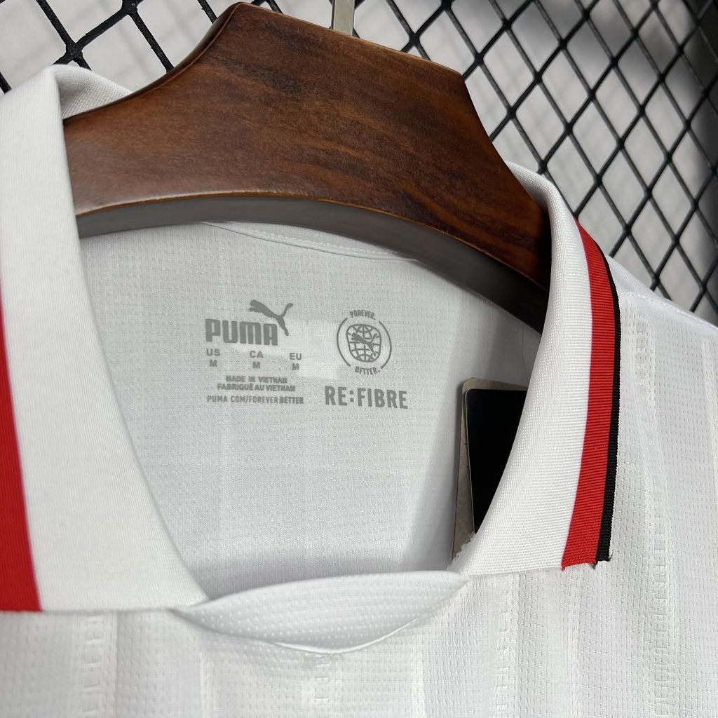 AC Milan “125 Years” special jersey