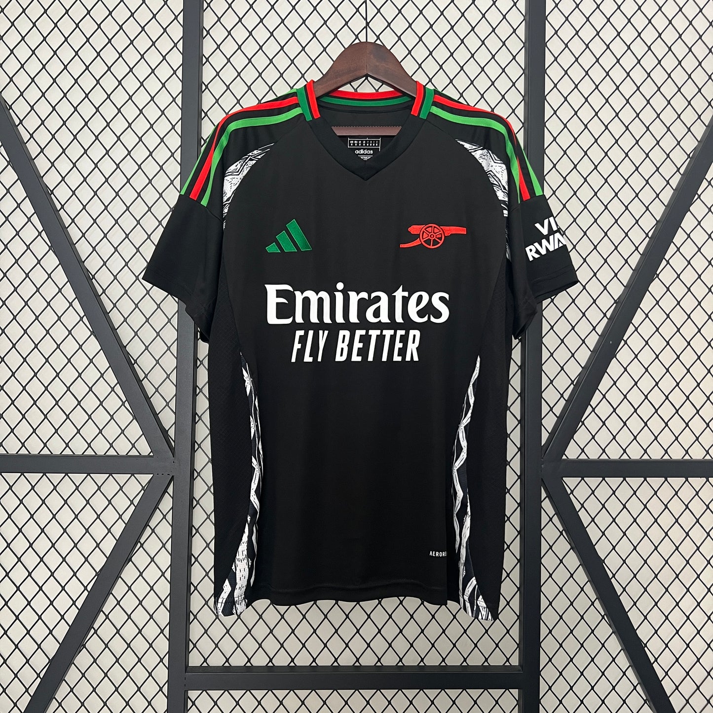 Arsenal “Gunners Elite” special jersey
