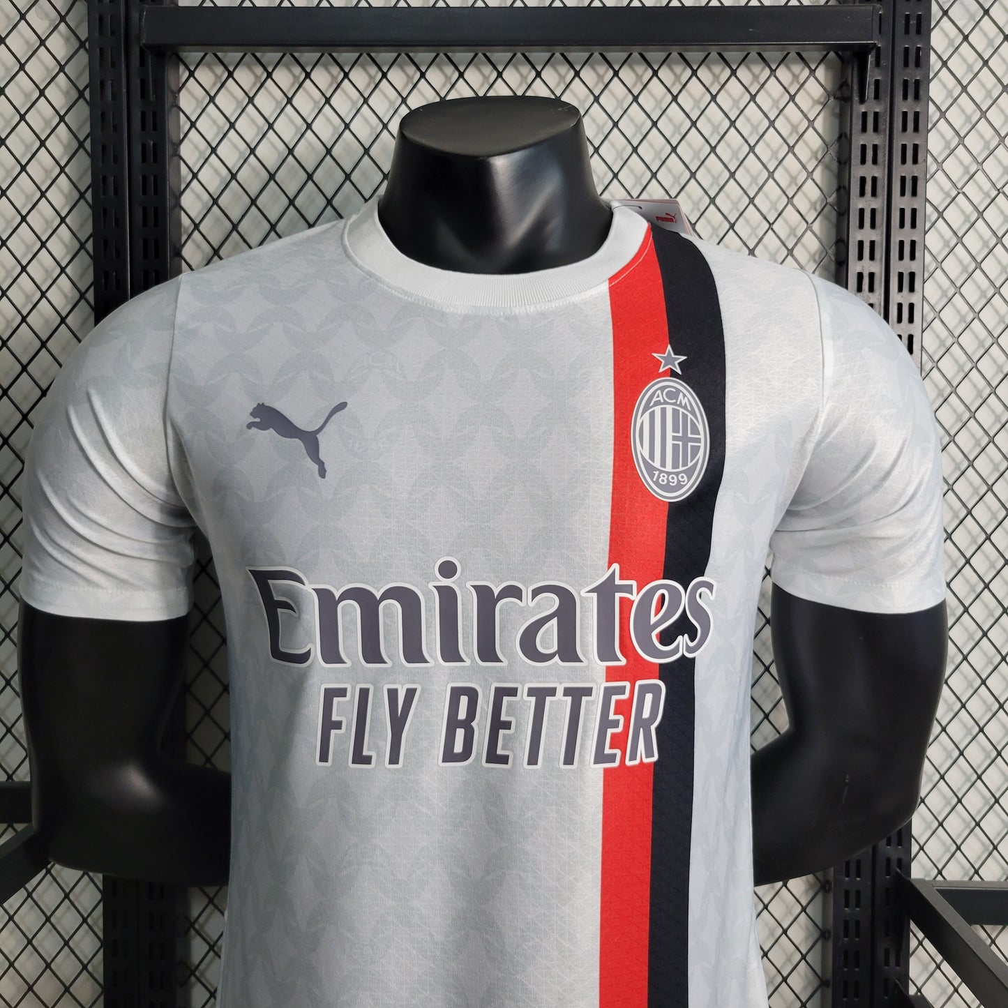 AC Milan “Rossoneri Pride” special jersey
