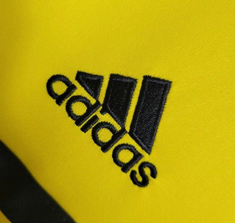 Goalkeeper 2011/12 Retro Real Madrid in Yellow