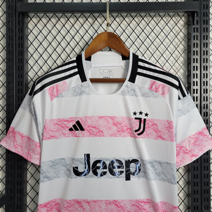 Juventus “Lightning” special jersey
