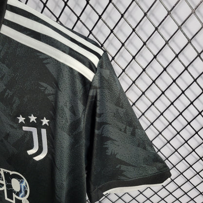 Juventus “Forest” special jersey