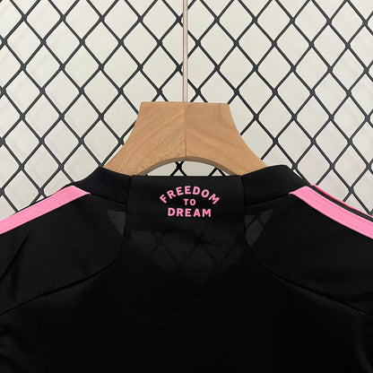 24/25 kids Miami away