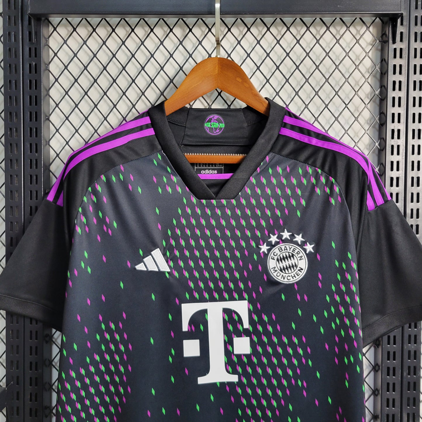 Bayern Munich “Alpen Glow” special jersey