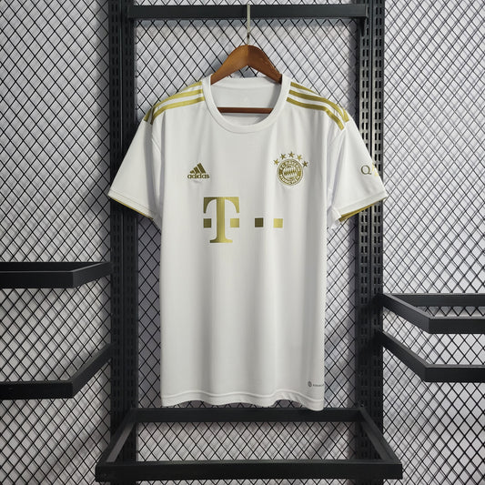 Bayern Munich “Sunset Champions” special jersey