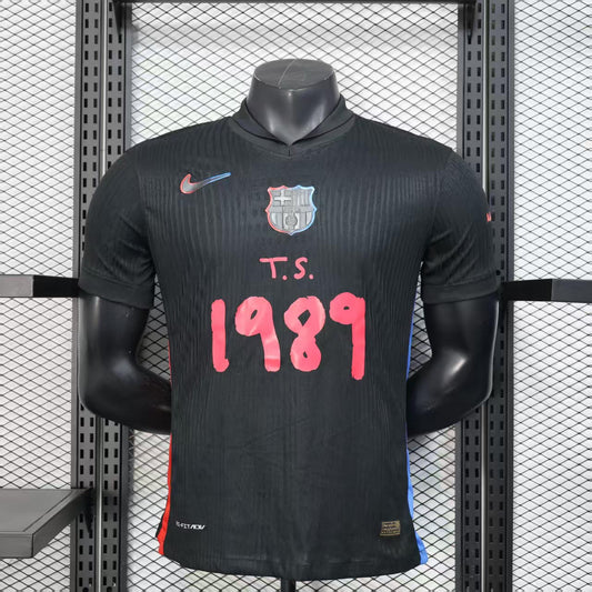 24-25 Barcelona x Taylor Swift