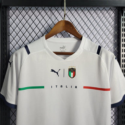 Italy “Roman Gold” special jersey