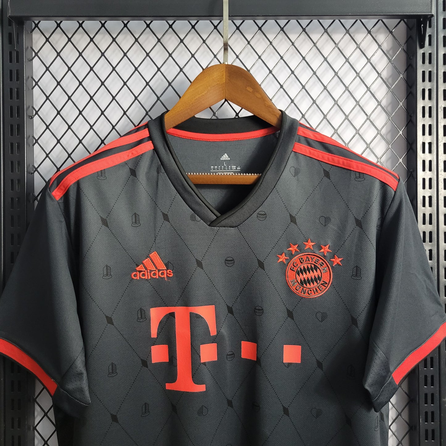 Bayern Munich “Munich Inferno” special jersey