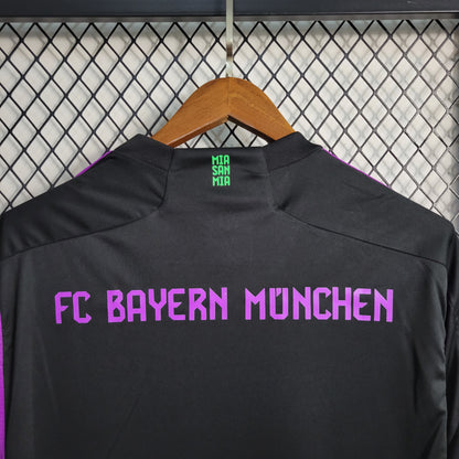 Bayern Munich “Alpen Glow” special jersey