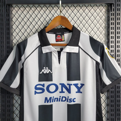 Retro 1997-98 Juventus