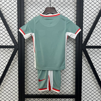 24 25 kids Atletico Madrid away