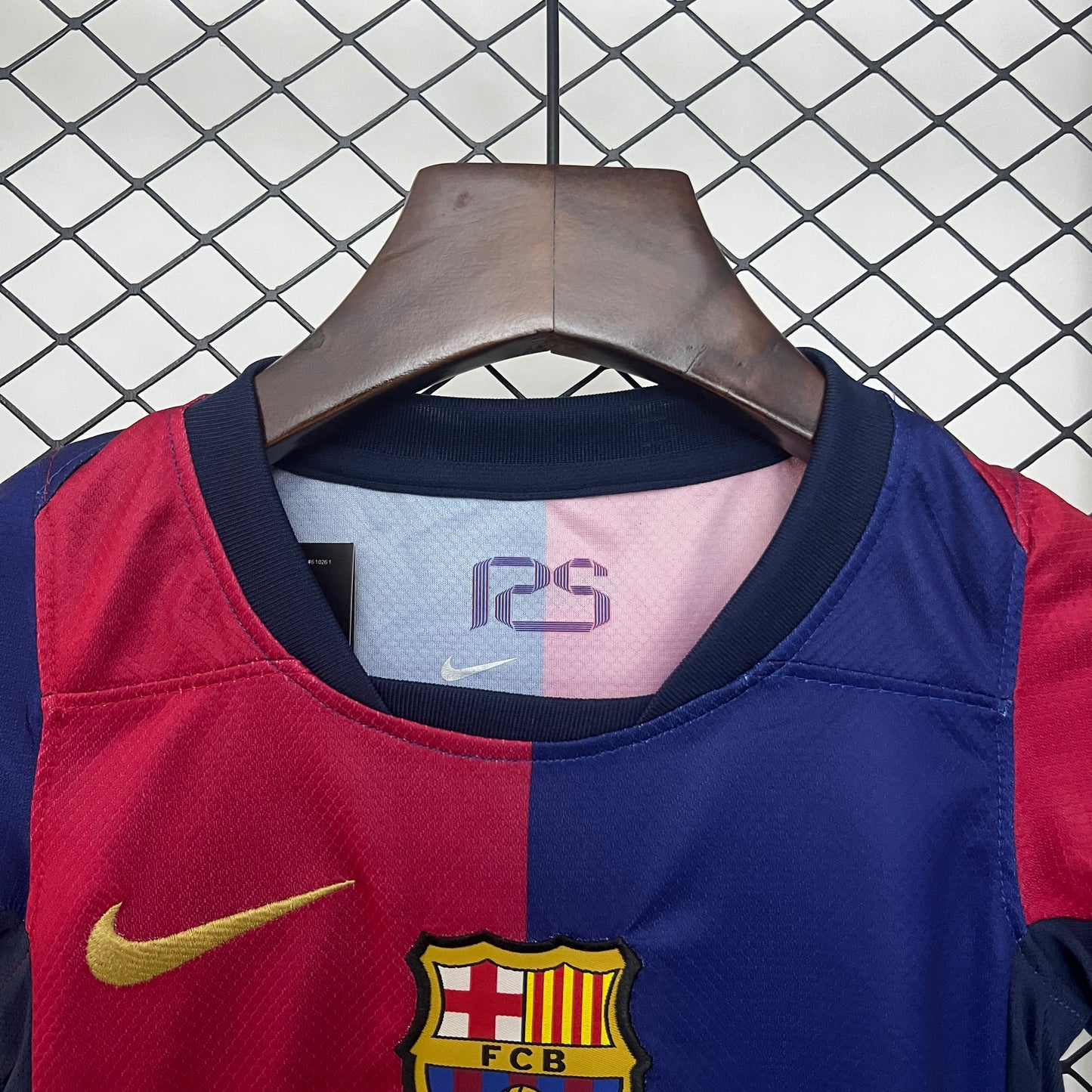 24 25 kids Barcelona home