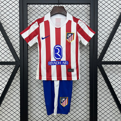 25 26 kids Atletico Madrid home