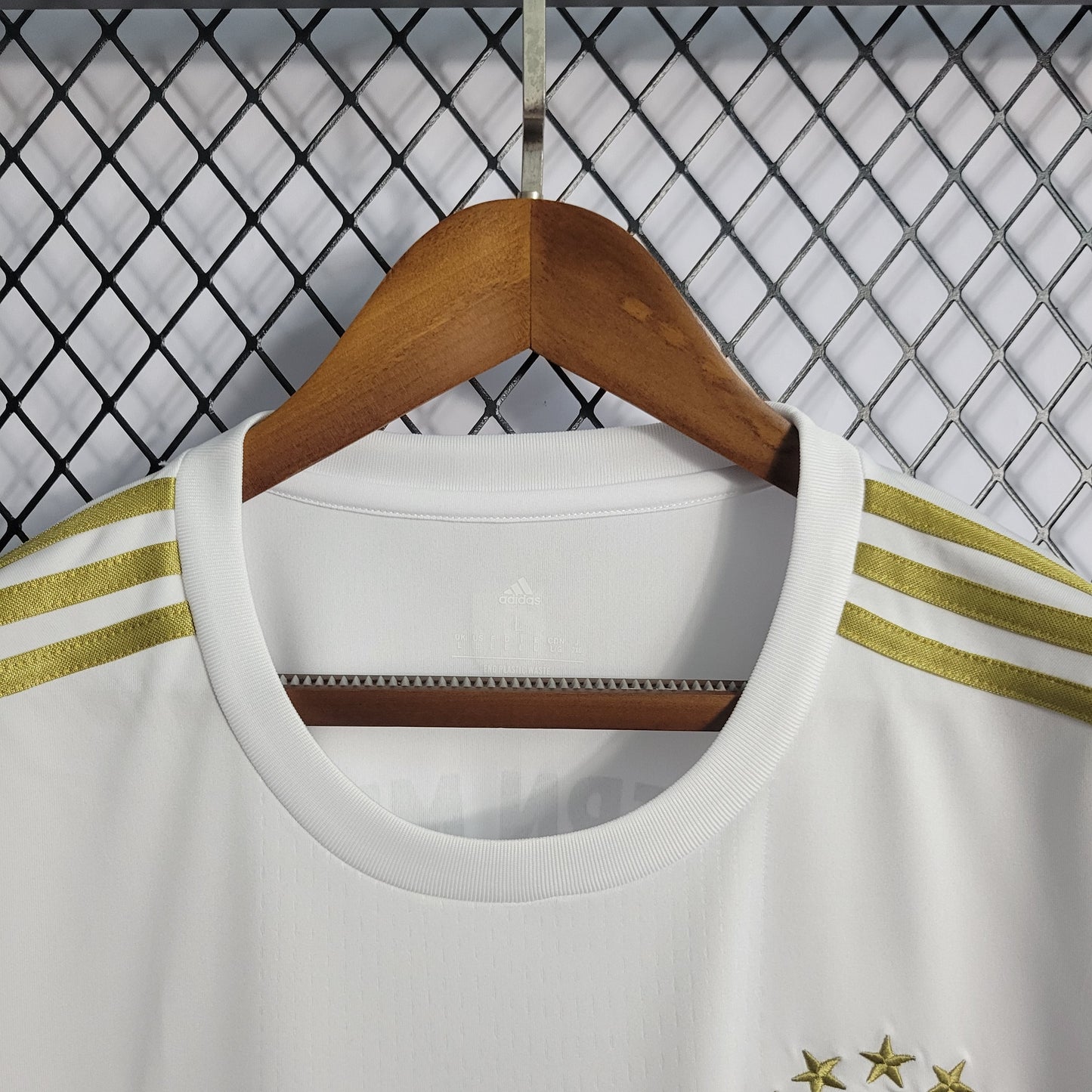 Bayern Munich “Sunset Champions” special jersey